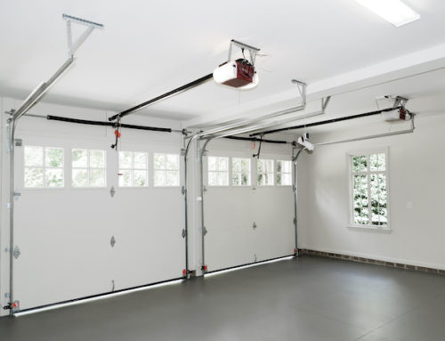 3 Things to Consider Before Replacing the Garage Door of Your Flip