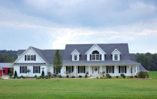 4 Architectural Elements You Need for a Modern Farmhouse-Style Home