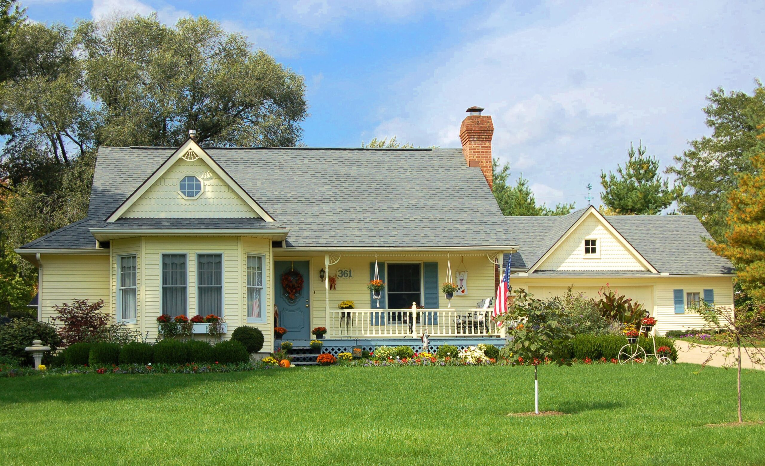 Should You Replace Vinyl Siding on an Investment Property